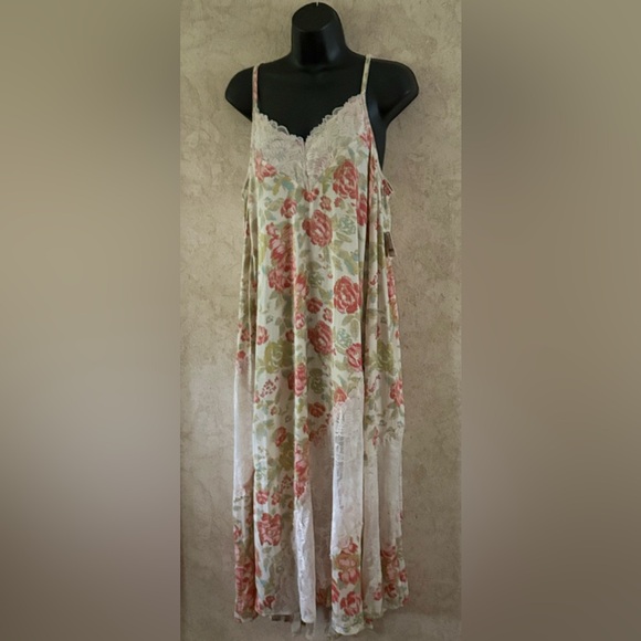 Free People Intimately First Date Printed Maxi Slip - Picture 2 of 8